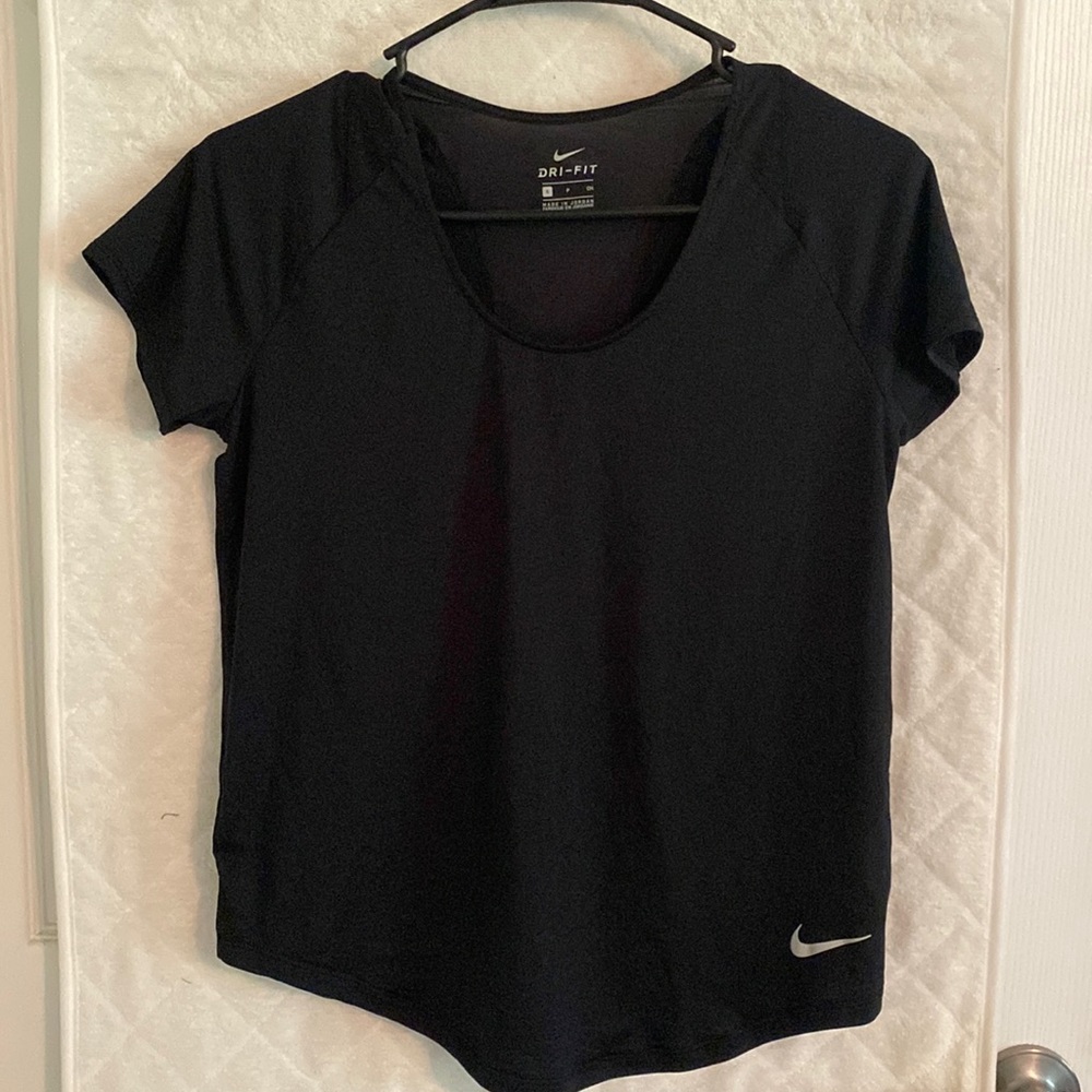 Nike Dri-Fit Women’s Short Sleeve Shirt Black Small